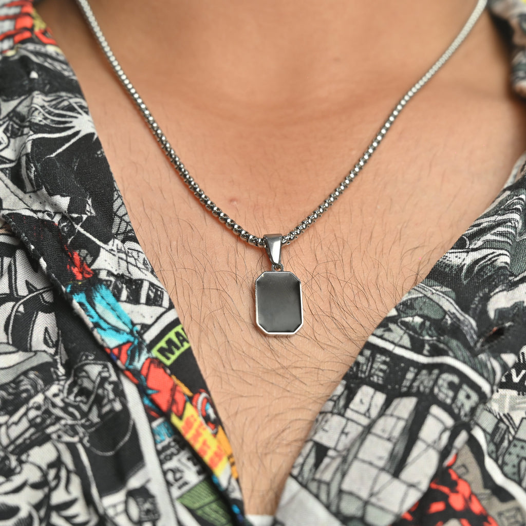 Geometric Elegance Pendant