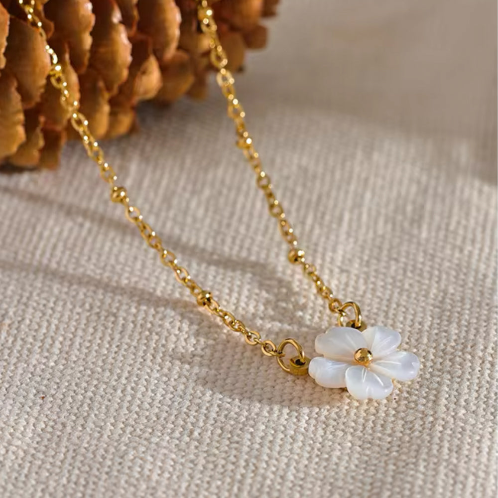 Mother of Pearl Flower Jewelry Combo Set